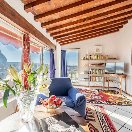 Terrace For Artists Apartment *
