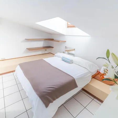 Terrace For Artists Apartment *