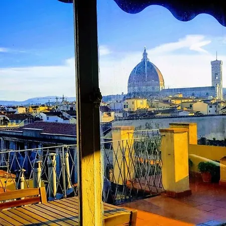 Apartment Terrace For Artists Florence